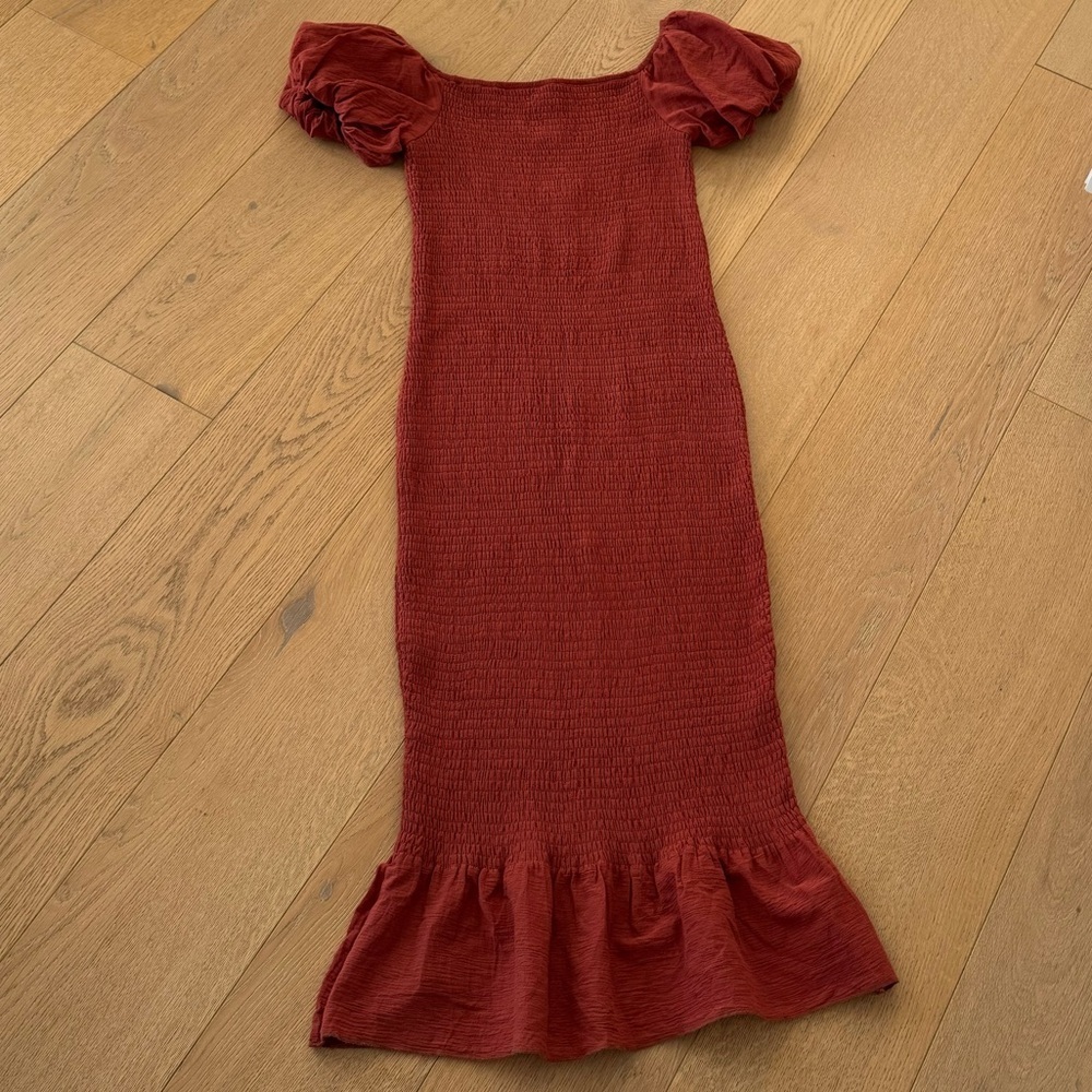 NWT Baltic Born Alana Clay Smocked Midi Dress Medium - Picture 2 of 7